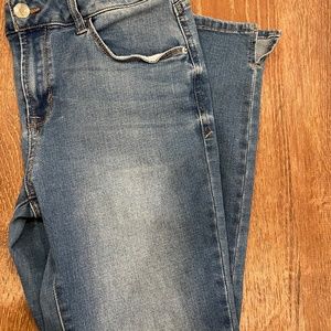 Kensie ankle jeans 8/29